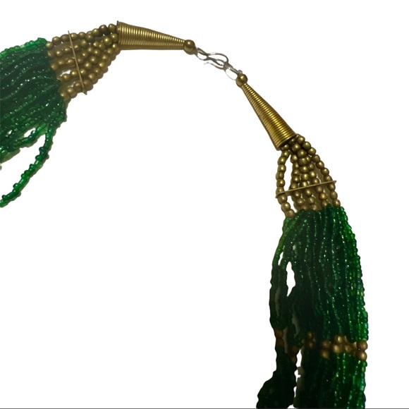 Boho 1970’s Vintage Multi Strand Beaded Necklace , Green/Gold - Picture 3 of 3